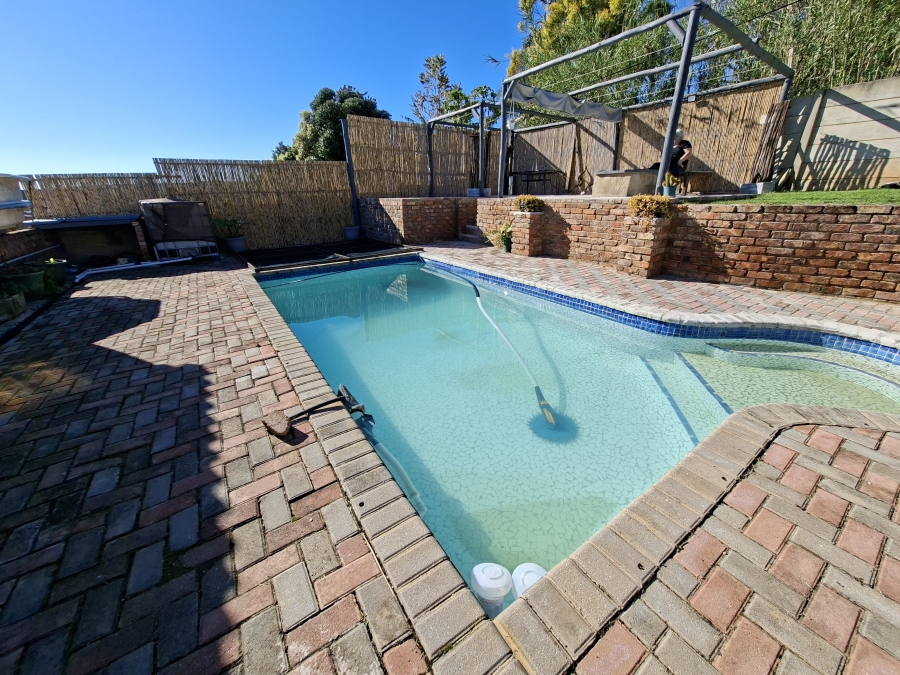 4 Bedroom Property for Sale in Fairbridge Heights Eastern Cape